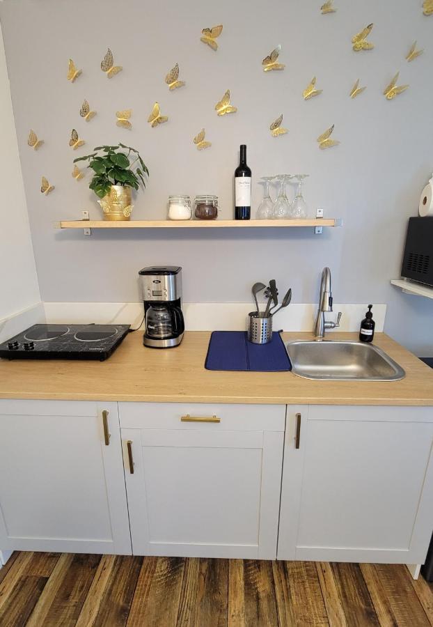 Large 1-Bedroom With Kitchen In Encino لوس أنجلوس المظهر الخارجي الصورة