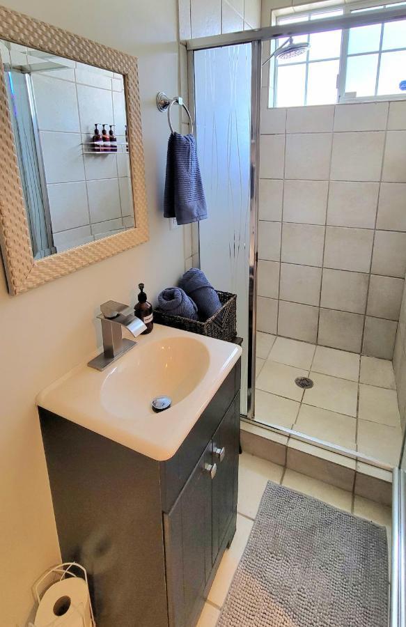 Large 1-Bedroom With Kitchen In Encino لوس أنجلوس المظهر الخارجي الصورة